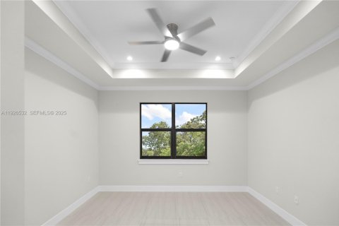 Купить виллу или дом в Нейплс, Флорида 3 спальни, 141.12м2, № 2039594 - фото 24