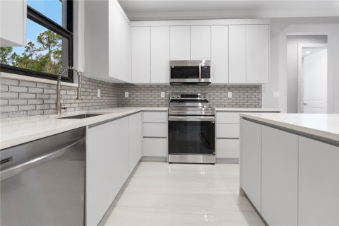 Купить виллу или дом в Нейплс, Флорида 3 спальни, 141.12м2, № 2039594 - фото 5