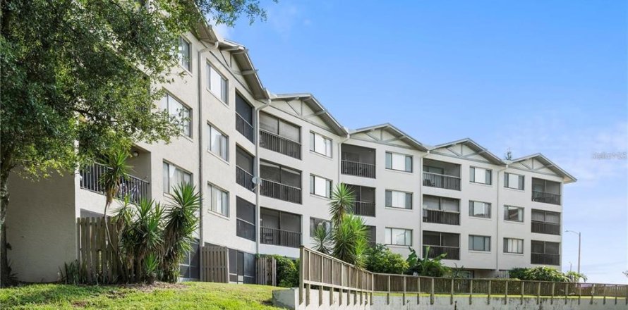 Condo in Altamonte Springs, Florida, 2 bedrooms  № 2230660