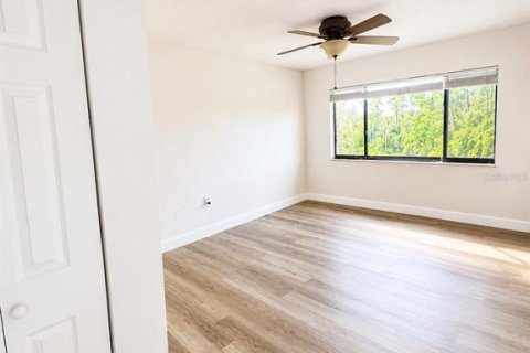 Condo in Altamonte Springs, Florida, 2 bedrooms  № 2230660 - photo 15