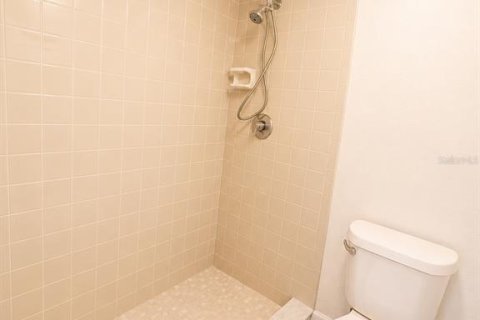 Condo in Altamonte Springs, Florida, 2 bedrooms  № 2230660 - photo 19