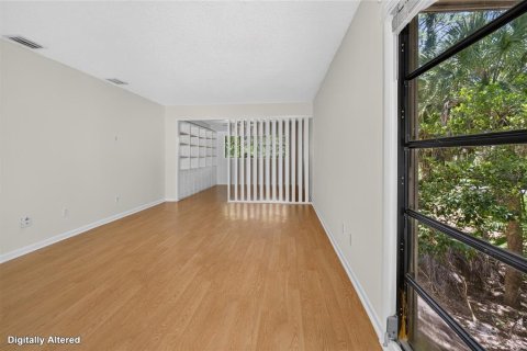 Townhouse in Longwood, Florida 2 bedrooms, 162.21 sq.m. № 2215096 - photo 23
