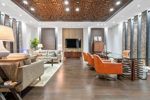 Commercial property in Hollywood, Florida № 1860296 - photo 20