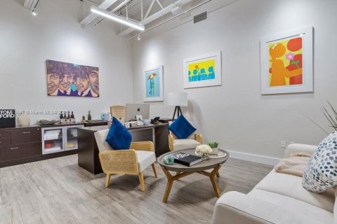 Commercial property in Hollywood, Florida № 1860296 - photo 24