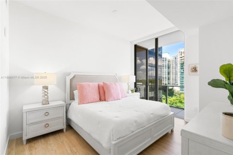 Condo in Miami, Florida, 2 bedrooms  № 1888802 - photo 17