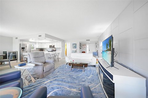 Condo in Punta Gorda, Florida, 2 bedrooms  № 1677874 - photo 8