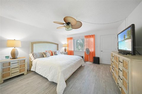 Condo in Punta Gorda, Florida, 2 bedrooms  № 1677874 - photo 16