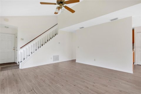 Casa en venta en Orlando, Florida, 3 dormitorios, 135.64 m2 № 2210093 - foto 2