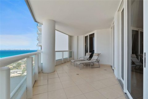 Condo in Aventura, Florida, 3 bedrooms  № 1787009 - photo 21