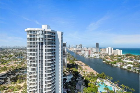Condo in Aventura, Florida, 3 bedrooms  № 1787009 - photo 26