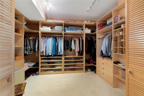 Condo in Aventura, Florida, 3 bedrooms  № 1787009 - photo 15