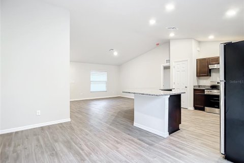 House in Punta Gorda, Florida 4 bedrooms, 150.22 sq.m. № 1843165 - photo 8