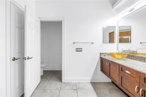 Adosado en alquiler en Saint Petersburg, Florida, 3 dormitorios, 277.03 m2 № 1769229 - foto 29