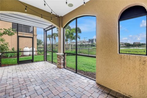 Adosado en alquiler en Saint Petersburg, Florida, 3 dormitorios, 277.03 m2 № 1769229 - foto 5