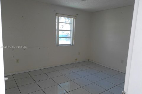 Купить виллу или дом в Майами, Флорида 4 спальни, 171.13м2, № 1985863 - фото 9