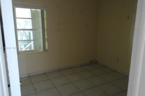 Купить виллу или дом в Майами, Флорида 4 спальни, 171.13м2, № 1985863 - фото 11