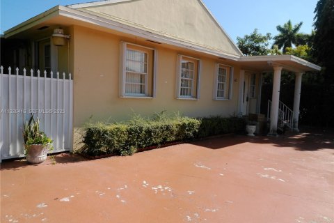 Купить виллу или дом в Майами, Флорида 4 спальни, 171.13м2, № 1985863 - фото 2