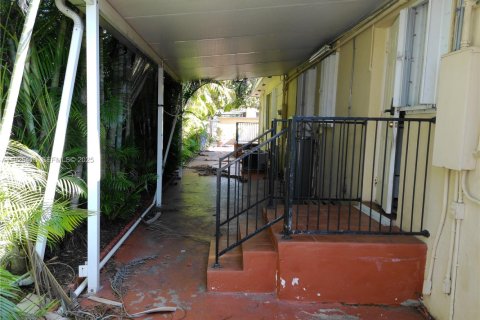 Купить виллу или дом в Майами, Флорида 4 спальни, 171.13м2, № 1985863 - фото 13