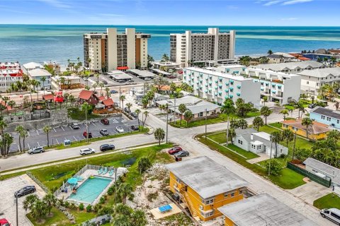 Appartement à louer à Madeira Beach, Floride: 1 chambre, 69.68 m2 № 2120209 - photo 18