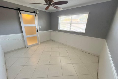 Condominio en alquiler en Tamarac, Florida, 2 dormitorios, 85.47 m2 № 1993688 - foto 8