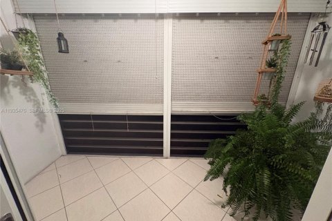 Condominio en alquiler en Tamarac, Florida, 2 dormitorios, 85.47 m2 № 1993688 - foto 10