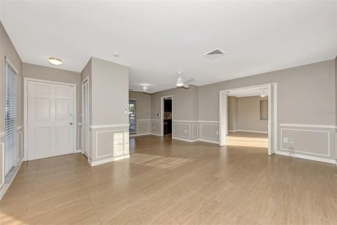 Villa ou maison à louer à Sarasota, Floride: 3 chambres, 149.76 m2 № 2422800 - photo 10