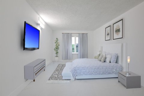 Condominio en venta en Lauderhill, Florida, 2 dormitorios, 90.58 m2 № 2083971 - foto 3