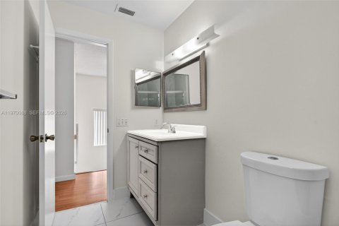 Touwnhouse à vendre à North Lauderdale, Floride: 3 chambres, 149.76 m2 № 2031024 - photo 30