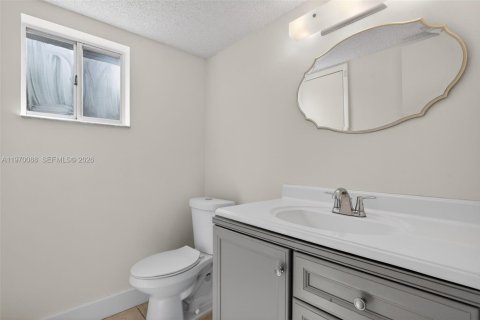 Touwnhouse à vendre à North Lauderdale, Floride: 3 chambres, 149.76 m2 № 2031024 - photo 19