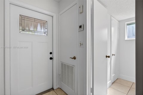 Touwnhouse à vendre à North Lauderdale, Floride: 3 chambres, 149.76 m2 № 2031024 - photo 9