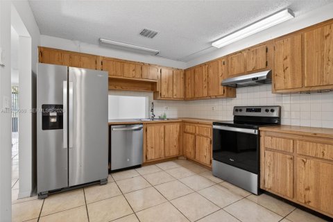 Touwnhouse à vendre à North Lauderdale, Floride: 3 chambres, 149.76 m2 № 2031024 - photo 10