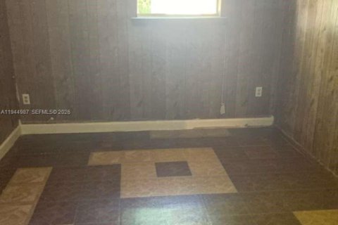 Immobilier commercial à louer à Miami Gardens, Floride: 3 chambres, 188.68 m2 № 2001215 - photo 5