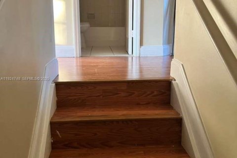 Touwnhouse à louer à Aventura, Floride: 3 chambres, 132.29 m2 № 2038989 - photo 23