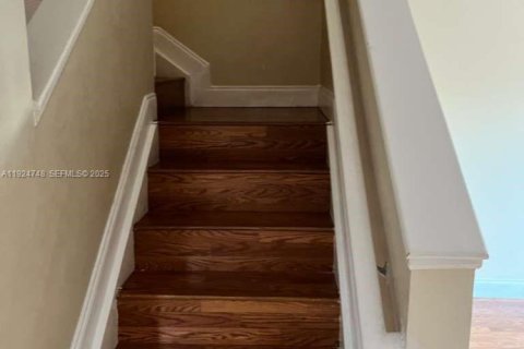 Touwnhouse à louer à Aventura, Floride: 3 chambres, 132.29 m2 № 2038989 - photo 22