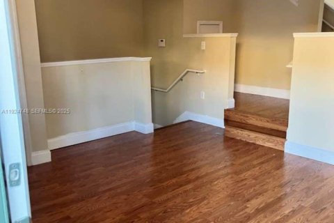 Touwnhouse à louer à Aventura, Floride: 3 chambres, 132.29 m2 № 2038989 - photo 8