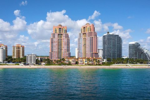 Condo in Fort Lauderdale, Florida, 3 bedrooms  № 2081772 - photo 2