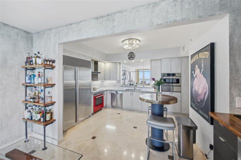 Condo in Fort Lauderdale, Florida, 3 bedrooms  № 2081772 - photo 19