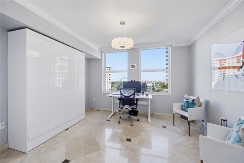 Condo in Fort Lauderdale, Florida, 3 bedrooms  № 2081772 - photo 24
