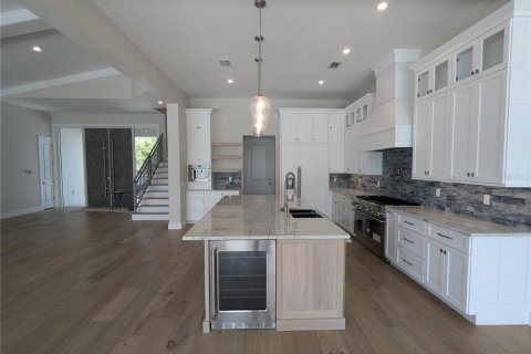 Villa ou maison à vendre à Sarasota, Floride: 4 chambres, 392.05 m2 № 1325150 - photo 4