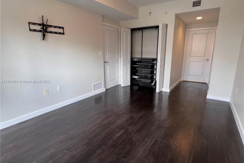 Apartment in Miami, Florida 2 bedrooms, 106.47 sq.m. № 1953951 - photo 11