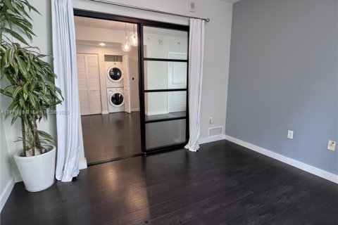 Apartment in Miami, Florida 2 bedrooms, 106.47 sq.m. № 1953951 - photo 5