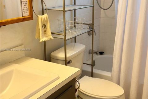 Copropriété à vendre à Sunrise, Floride: 2 chambres, 111.48 m2 № 1957182 - photo 3