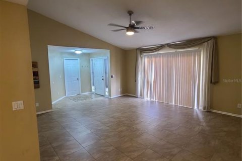 House in Tampa, Florida 3 bedrooms, 157.93 sq.m. № 2229328 - photo 5