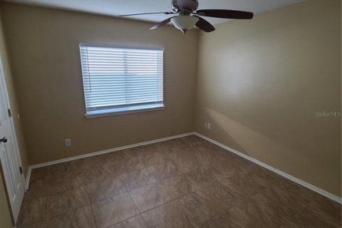 House in Tampa, Florida 3 bedrooms, 157.93 sq.m. № 2229328 - photo 13