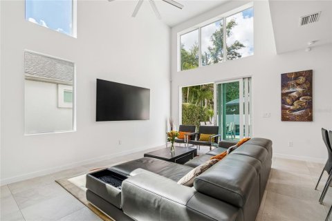 Villa ou maison à vendre à Tampa, Floride: 4 chambres, 206.06 m2 № 2225394 - photo 24