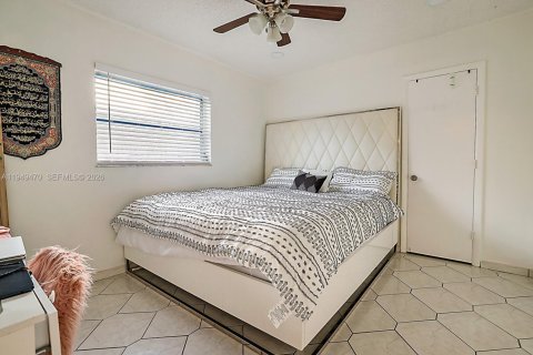 Villa ou maison à vendre à Pembroke Pines, Floride: 3 chambres, 204.2 m2 № 2054464 - photo 25