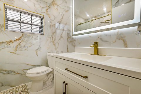 Villa ou maison à vendre à Pembroke Pines, Floride: 3 chambres, 204.2 m2 № 2054464 - photo 26