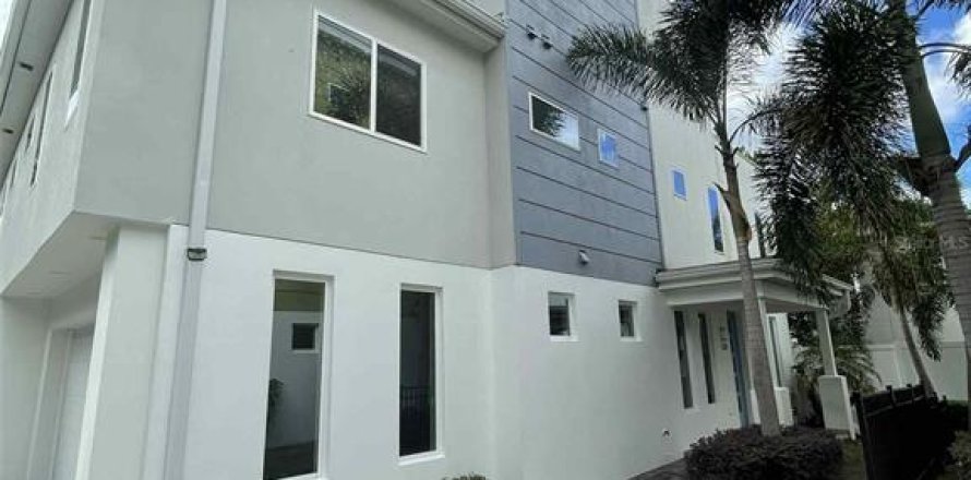 Adosado en Orlando, Florida 3 dormitorios, 191.66 m2 № 2277049