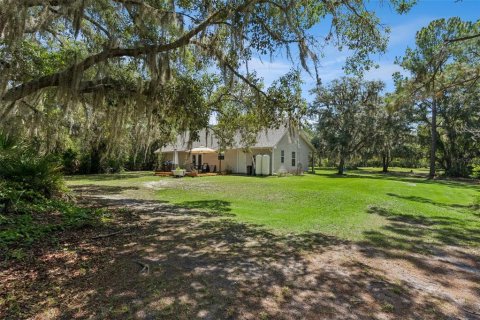 House in Groveland, Florida 4 bedrooms, 149.76 sq.m. № 2167545 - photo 23