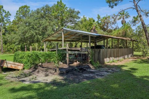 House in Groveland, Florida 4 bedrooms, 149.76 sq.m. № 2167545 - photo 25